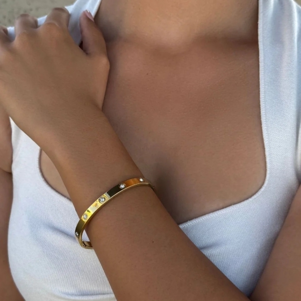 Gold Plated Bangle Bracelet. - Picture 2 of 5